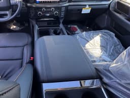 Ford Super Duty F-350 SRW XL 4WD Crew Cab 6.75' Box 2026 — side view