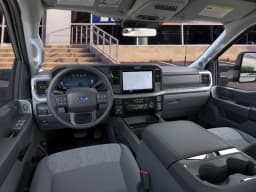 Ford Super Duty F-350 SRW XLT 4WD Crew Cab 6.75' Box 2026 — side view