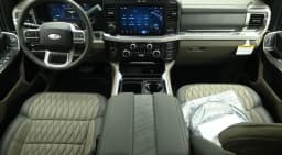 Ford Super Duty F-350 DRW Platinum 4WD Crew Cab 8' Box 2026 — side view