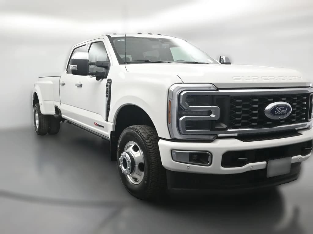 Ford Super Duty F-350 DRW Platinum 4WD Crew Cab 8' Box 2026 — side view