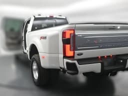 Ford Super Duty F-350 DRW Platinum 4WD Crew Cab 8' Box 2026 — side view