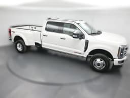 Ford Super Duty F-350 DRW Platinum 4WD Crew Cab 8' Box 2026 — side view