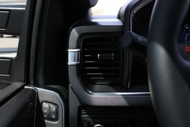 Ford Super Duty F-350 DRW Platinum 4WD Crew Cab 8' Box 2026 — side view