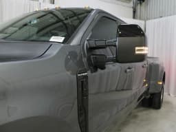 Ford Super Duty F-350 DRW Platinum 4WD Crew Cab 8' Box 2026 — side view