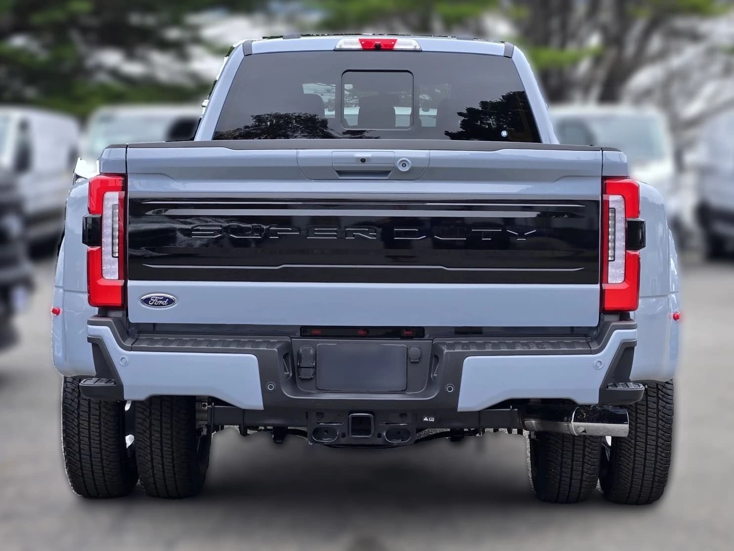Ford Super Duty F-350 DRW Platinum 4WD Crew Cab 8' Box 2026 — side view