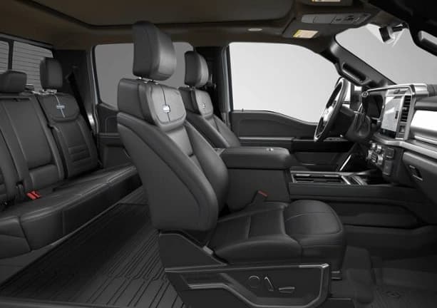Ford Super Duty F-350 DRW Platinum 4WD Crew Cab 8' Box 2026 — side view