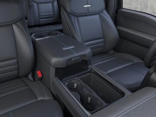 Ford Super Duty F-350 DRW Platinum 4WD Crew Cab 8' Box 2026 — side view