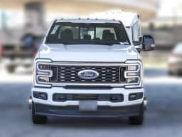 Ford Super Duty F-350 DRW Platinum 4WD Crew Cab 8' Box 2026 — side view