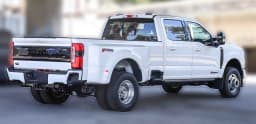 Ford Super Duty F-350 DRW Platinum 4WD Crew Cab 8' Box 2026 — side view