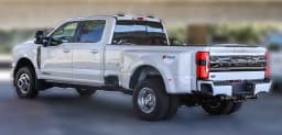 Ford Super Duty F-350 DRW Platinum 4WD Crew Cab 8' Box 2026 — side view