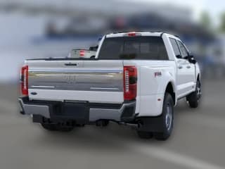Ford Super Duty F-350 DRW King Ranch 4WD Crew Cab 8' Box