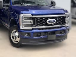 Ford Super Duty F-350 DRW Platinum 4WD Crew Cab 8' Box 2026 — side view