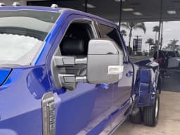 Ford Super Duty F-350 DRW Platinum 4WD Crew Cab 8' Box 2026 — side view