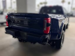 Ford Super Duty F-350 DRW Platinum 4WD Crew Cab 8' Box 2026 — side view