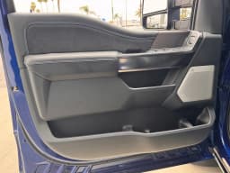 Ford Super Duty F-350 DRW Platinum 4WD Crew Cab 8' Box 2026 — side view