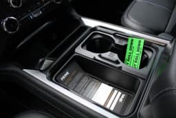 Ford Super Duty F-350 DRW Platinum 4WD Crew Cab 8' Box 2026 — side view