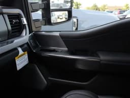 Ford Super Duty F-350 DRW Platinum 4WD Crew Cab 8' Box 2026 — side view