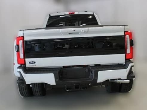 Ford Super Duty F-350 DRW Platinum 4WD Crew Cab 8' Box 2026 — side view