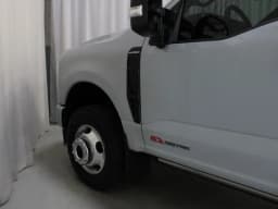 Ford Super Duty F-350 DRW Platinum 4WD Crew Cab 8' Box 2026 — side view