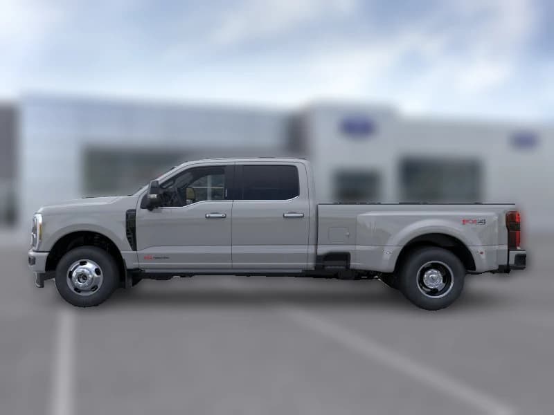 Ford Super Duty F-350 DRW Platinum 4WD Crew Cab 8' Box 2026 — side view