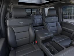 Ford Super Duty F-350 DRW Platinum 4WD Crew Cab 8' Box 2026 — side view