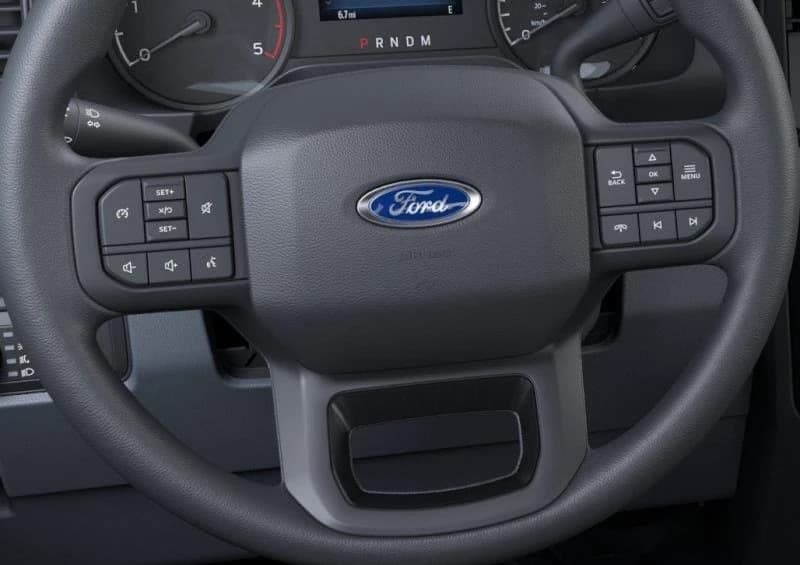 Ford Super Duty F-350 DRW XL 4WD Crew Cab 8' Box 2026 — side view
