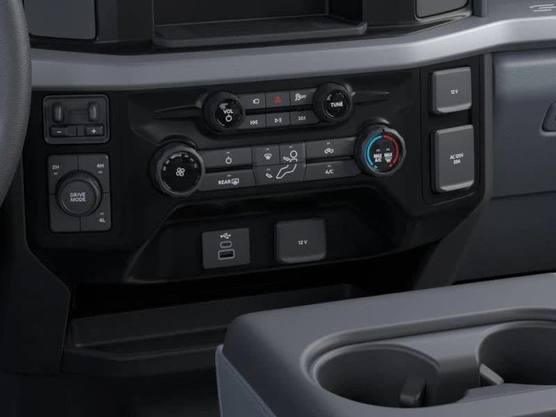 Ford Super Duty F-350 DRW XL 4WD Crew Cab 8' Box 2026 — side view