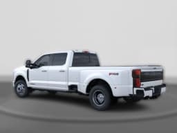 Ford Super Duty F-350 DRW Platinum 4WD Crew Cab 8' Box 2026 — side view