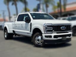 Ford Super Duty F-350 DRW Platinum 4WD Crew Cab 8' Box 2026 — side view
