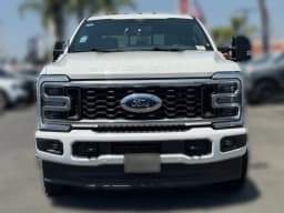 Ford Super Duty F-350 DRW Platinum 4WD Crew Cab 8' Box 2026 — side view