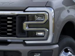 Ford Super Duty F-350 DRW Platinum 4WD Crew Cab 8' Box 2026 — side view