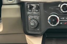 Ford Super Duty F-350 DRW Platinum 4WD Crew Cab 8' Box 2026 — side view