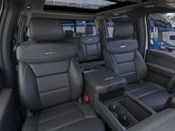 Ford Super Duty F-350 DRW Platinum 4WD Crew Cab 8' Box 2026 — side view