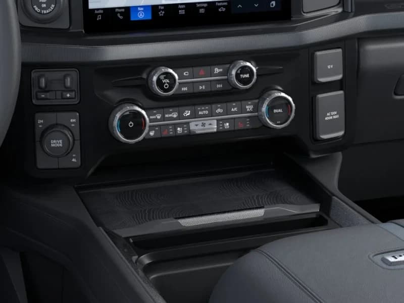 Ford Super Duty F-350 DRW Platinum 4WD Crew Cab 8' Box 2026 — side view