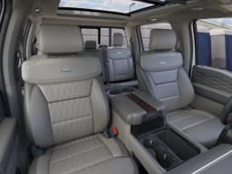 Ford Super Duty F-350 DRW Platinum 4WD Crew Cab 8' Box 2026 — side view
