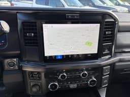 Ford Super Duty F-350 DRW LARIAT 4WD Crew Cab 8' Box 2027 — side view