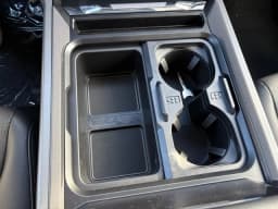 Ford Super Duty F-350 DRW LARIAT 4WD Crew Cab 8' Box 2027 — side view