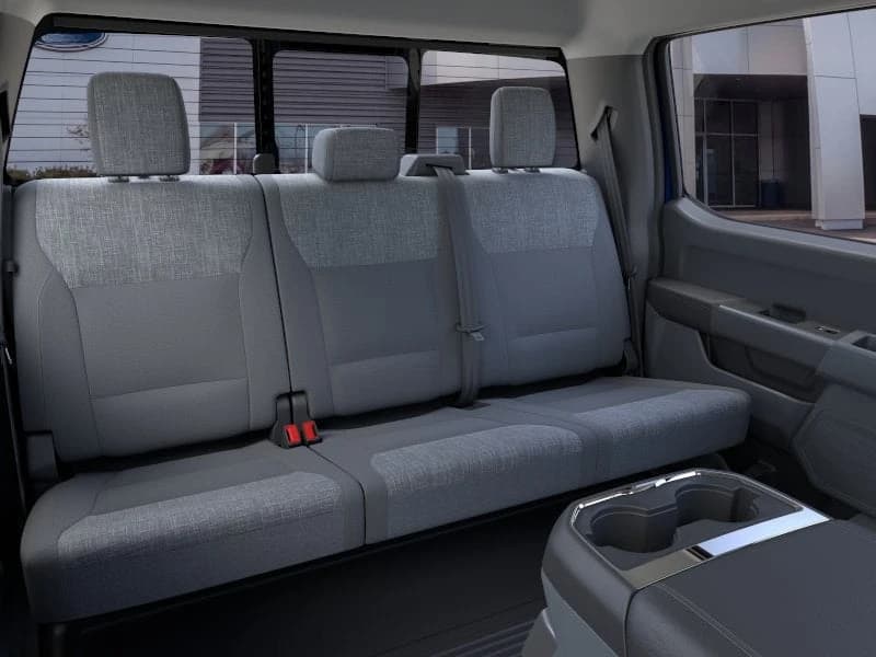 Ford Super Duty F-350 DRW XLT 4WD Crew Cab 8' Box 2026 — side view