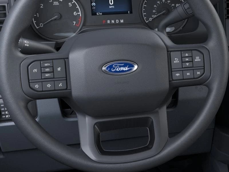 Ford Super Duty F-350 DRW XLT 4WD Crew Cab 8' Box 2026 — side view
