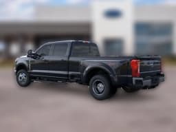 Ford Super Duty F-350 DRW XLT 4WD Crew Cab 8' Box 2026 — side view