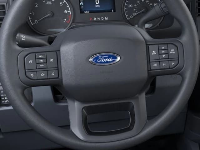 Ford Super Duty F-350 DRW XLT 4WD Crew Cab 8' Box 2026 — side view