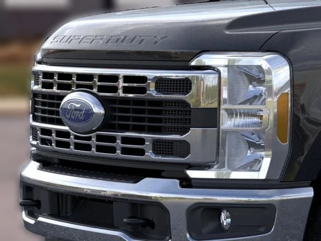 Ford Super Duty F-350 DRW XLT 4WD Crew Cab 8' Box 2026 — side view