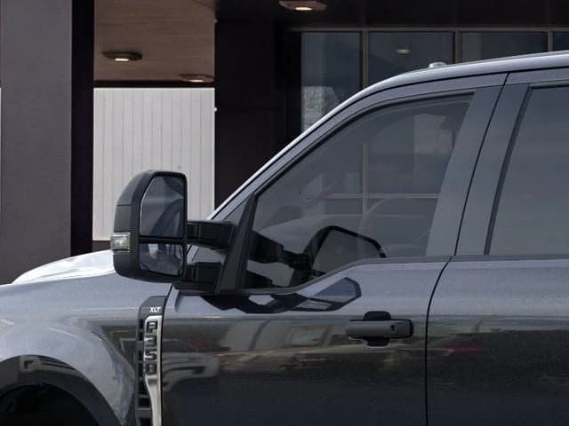 Ford Super Duty F-350 DRW XLT 4WD Crew Cab 8' Box 2026 — side view
