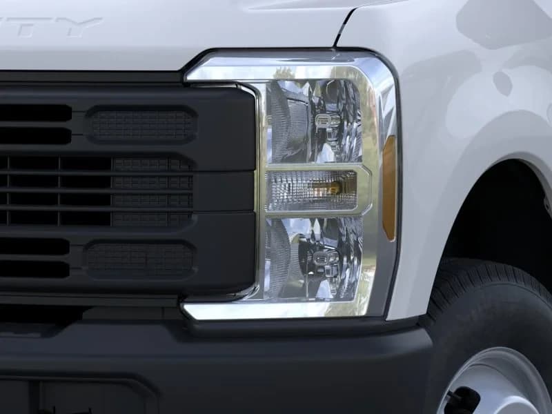 Ford Super Duty F-350 DRW XL 4WD Crew Cab 8' Box 2026 — side view