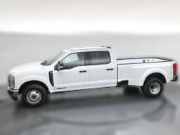 Ford Super Duty F-350 DRW XLT 4WD Crew Cab 8' Box 2026 — side view
