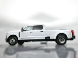 Ford Super Duty F-350 DRW XLT 4WD Crew Cab 8' Box 2026 — side view