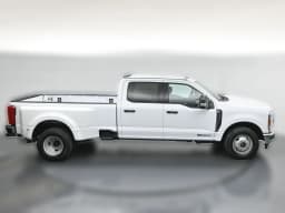 Ford Super Duty F-350 DRW XLT 4WD Crew Cab 8' Box 2026 — side view