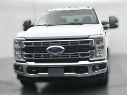 Ford Super Duty F-350 DRW XLT 4WD Crew Cab 8' Box 2026 — side view