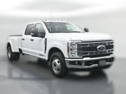 Ford Super Duty F-350 DRW XLT 4WD Crew Cab 8' Box 2026 — side view