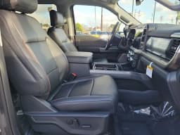 Ford Super Duty F-350 DRW LARIAT 4WD Crew Cab 8' Box 2026 — side view